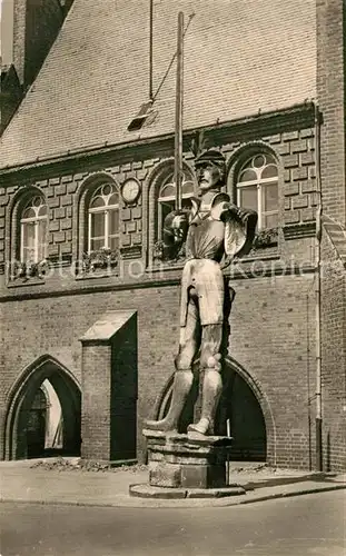 AK / Ansichtskarte Stendal Rolandsaeule Stendal