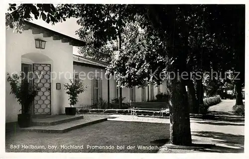 AK / Ansichtskarte Bad_Heilbrunn Promenade bei der Wandelhalle Bad_Heilbrunn