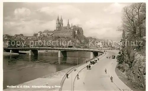 AK / Ansichtskarte Meissen_Elbe_Sachsen Elbbruecke Blick zur Albrechtsburg und Dom Meissen_Elbe_Sachsen