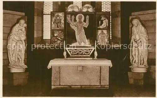 AK / Ansichtskarte Meissen_Elbe_Sachsen Kriegergedaechtniskirche Altar Porzellanmanufaktur Meissen Meissen_Elbe_Sachsen