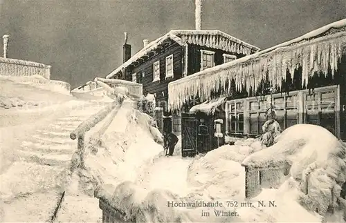 AK / Ansichtskarte Oybin Hochwaldbaude im Winter Eiszapfen Zittauer Gebirge Oybin