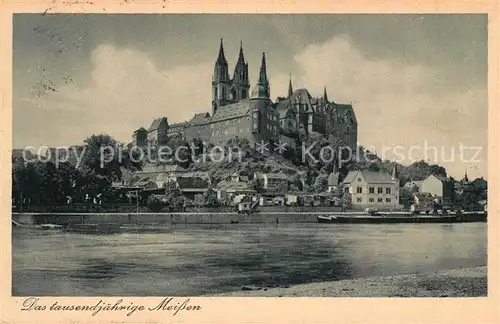 AK / Ansichtskarte Meissen_Elbe_Sachsen 1000jaehrige Stadt Elbufer Blick zur Albrechtsburg mit Dom Meissen_Elbe_Sachsen