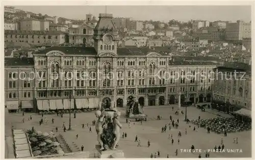 AK / Ansichtskarte Trieste Piazza Unita Trieste