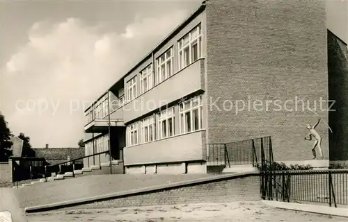 AK / Ansichtskarte Kiskoroes Altalanos Iskola 