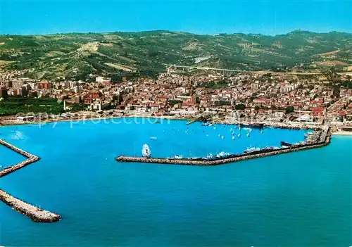 AK / Ansichtskarte San_Benedetto_del_Tronto Fliegeraufnahme mit Mole San_Benedetto_Del_Tronto