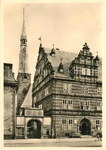AK / Ansichtskarte Hameln_Weser Baeckerscharren Hochzeitshaus Rathaus Turm der Marktkirche Hameln Weser