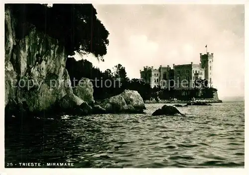 AK / Ansichtskarte Trieste Miramare Trieste