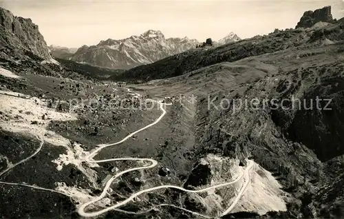 AK / Ansichtskarte Dolomiti Strada delle Dolomiti Passo Falzarego Dolomiti