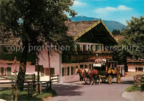 AK / Ansichtskarte Grainau Altes Bauernhaus Kutsche Grainau