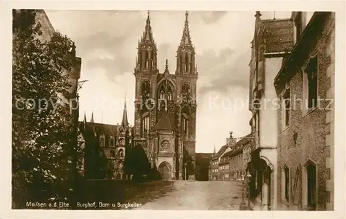 AK / Ansichtskarte Meissen_Elbe_Sachsen Albrechtsburg Burghof Dom Burgkeller 1000jaehrige Stadt Meissen_Elbe_Sachsen