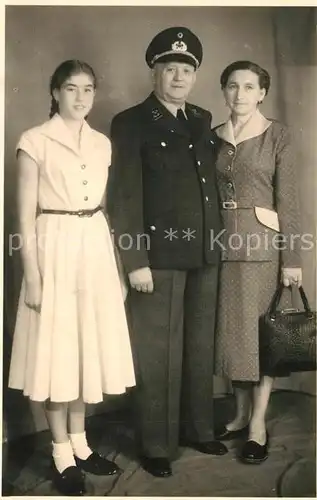 AK / Ansichtskarte Flensburg Familienfoto Flensburg