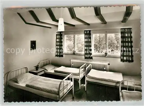 AK / Ansichtskarte Deisendorf Kinderheim Linzgau Schlafsaal Deisendorf