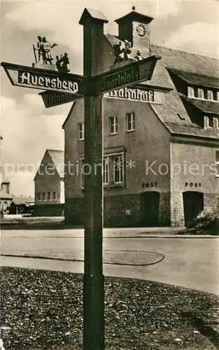 AK / Ansichtskarte Johanngeorgenstadt Wegweiser an der Eibenstocker Strasse Johanngeorgenstadt