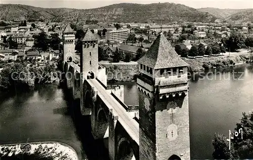 AK / Ansichtskarte Cahors Vue generale Le pont Valentre Cahors