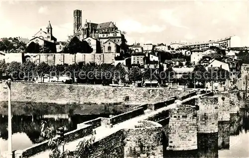 AK / Ansichtskarte Limoges_Haute_Vienne Le Pont Saint Etienne et la Cathedrale Limoges_Haute_Vienne