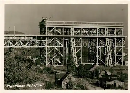 AK / Ansichtskarte Niederfinow Schiffshebewerk Niederfinow