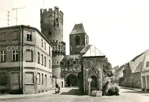 AK / Ansichtskarte Tangermuende Neustaedter Tor Tangermuende