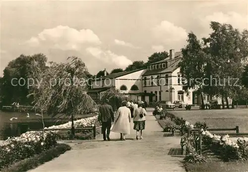 AK / Ansichtskarte Krakow_See Seehotel an der Seepromenade Krakow_See