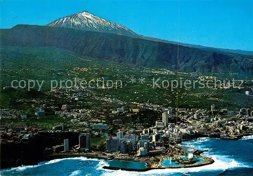 AK / Ansichtskarte Puerto_de_la_Cruz Vista aerea de la ciudad y el volcano Teide Puerto_de_la_Cruz