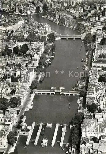 AK / Ansichtskarte Amsterdam_Niederlande Fliegeraufnahme Amstle mit Magere Bruecke Amsterdam_Niederlande