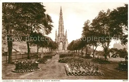 AK / Ansichtskarte Edinburgh Pinces Street Gardens Scott Memorial Edinburgh