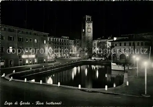 AK / Ansichtskarte Riva_Lago_di_Garda bei Nacht Riva_Lago_di_Garda