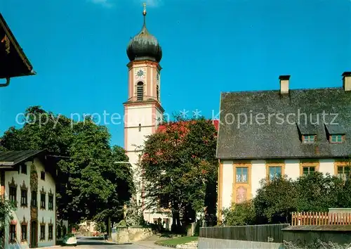 AK / Ansichtskarte Oberammergau Ortsmotiv mit Kirche Oberammergau