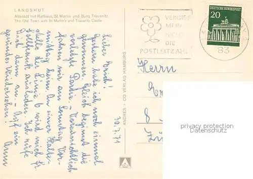 AK / Ansichtskarte Landshut_Isar Altstadt mit Rathaus St Martin und Burg Trausnitz Landshut Isar