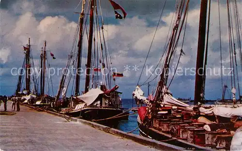 AK / Ansichtskarte Trinidad_Tobago Hafen Segelboote Trinidad Tobago