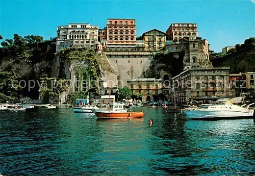 AK / Ansichtskarte Sorrento_Campania Hafen  Sorrento Campania