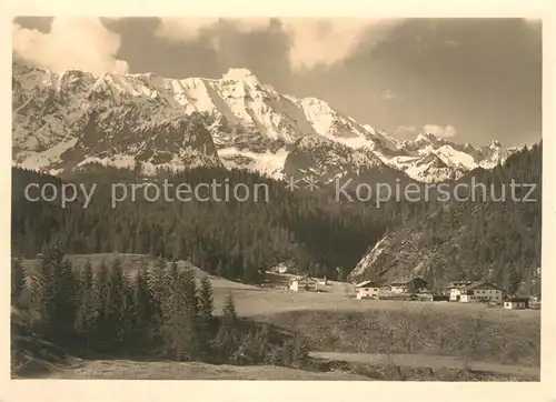 AK / Ansichtskarte Elmau Gut und Gasthaus mit Wetterstein Elmau