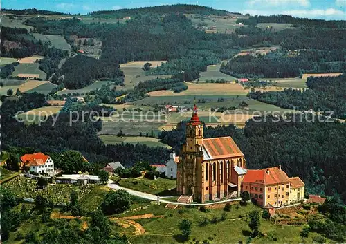AK / Ansichtskarte Poellauberg Wallfahrtskirche Fliegeraufnahme Poellauberg