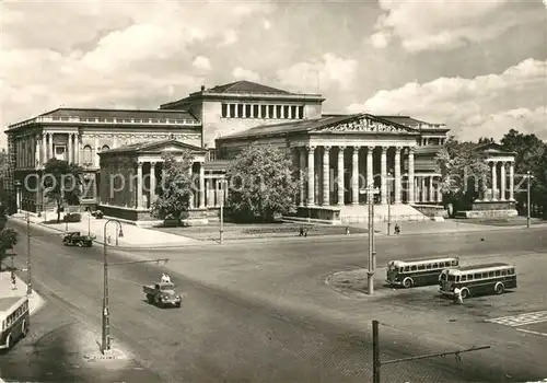 AK / Ansichtskarte Budapest Museum der Bildenden Kuenste Busse Budapest