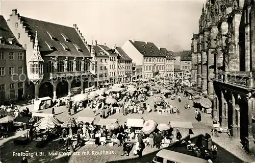 AK / Ansichtskarte Freiburg_Breisgau Muensterplatz mit Kaufhaus Markt Freiburg Breisgau
