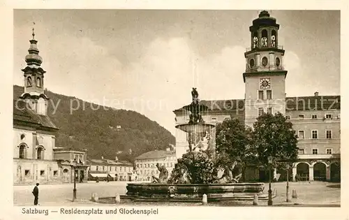AK / Ansichtskarte Salzburg_Oesterreich Residenzplatz und Glockenspiel Salzburg_Oesterreich