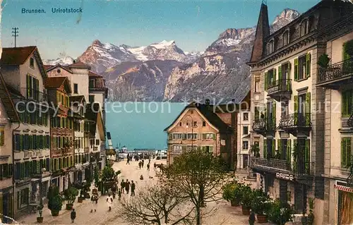 AK / Ansichtskarte Brunnen_SZ Seepartie Vierwaldstaettersee Urirotstock Brunnen_SZ