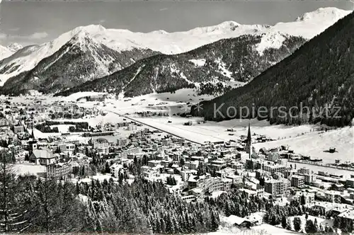 AK / Ansichtskarte Davos_GR Winterpanorama Blick gegen Seehorn Pischahorn und Buehlenberg Silvretta Davos_GR