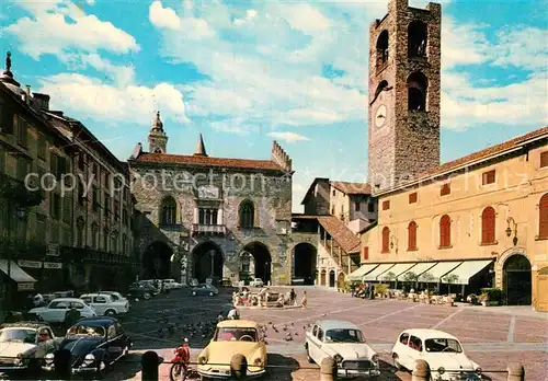 AK / Ansichtskarte Bergamo Piazza Vecchia Palazzo dell Ragione Bergamo