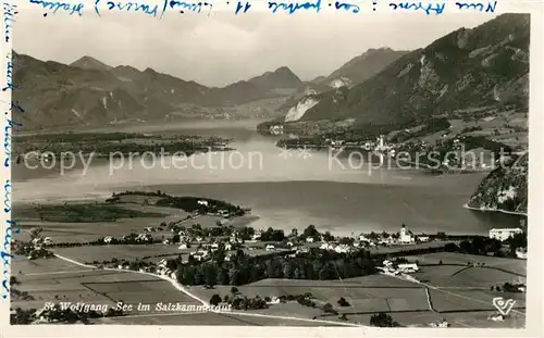 AK / Ansichtskarte St_Wolfgang_Salzkammergut Wolfgangsee mit Strobl St Wolfgang und St Gilgen Fliegeraufnahme St_Wolfgang_Salzkammergut