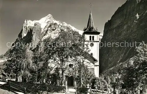 AK / Ansichtskarte Grindelwald Kirche mit Wetterhorn Berner Alpen Grindelwald