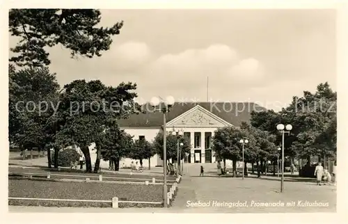 AK / Ansichtskarte Heringsdorf_Ostseebad_Usedom Promenade Kulturhaus  Heringsdorf_Ostseebad