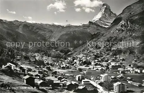 AK / Ansichtskarte Zermatt_VS mit Matterhorn Zermatt_VS