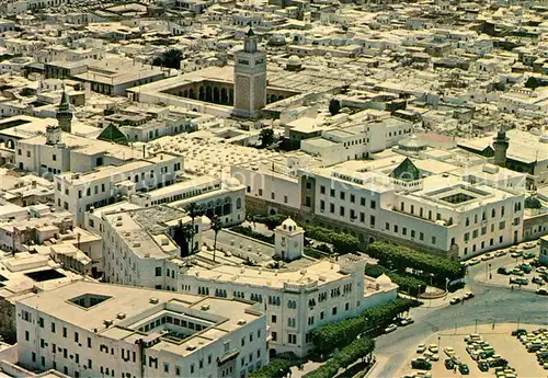 AK / Ansichtskarte Tunis Vue aerienne de la Medina Tunis