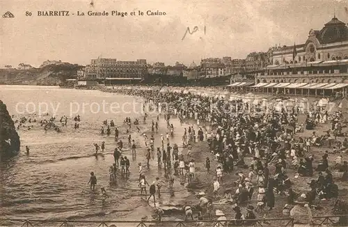 AK / Ansichtskarte Biarritz_Pyrenees_Atlantiques Strand Casino Biarritz_Pyrenees