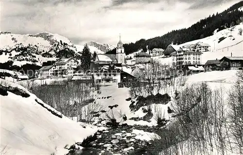 AK / Ansichtskarte Soerenberg_LU Ortsansicht mit Kirche im Winter Soerenberg LU