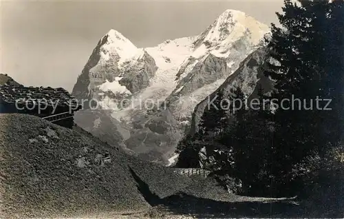 AK / Ansichtskarte Muerren_BE Landschaftspanorama mit Eiger und Moench Berner Alpen Muerren_BE