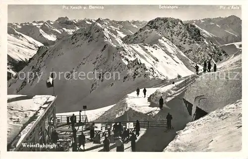 AK / Ansichtskarte Weissfluhjoch Berghaus Wintersportplatz Alpen Gebirgspanorama Weissfluhjoch