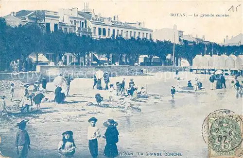 AK / Ansichtskarte Royan_Charente Maritime Strand Promenade Royan Charente Maritime