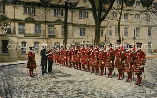 AK / Ansichtskarte Leibgarde_Wache Roll Gall Tower of London  Leibgarde Wache