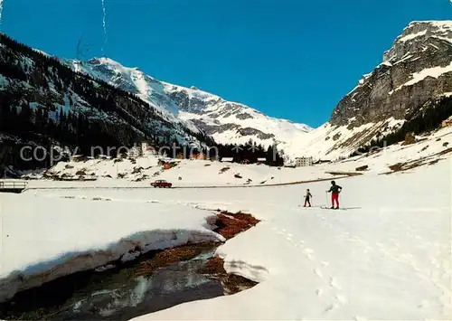 AK / Ansichtskarte Urnerboden Winterlandschaft am Klausenpass Claridenstock Ski Wandergebiet Alpen Urnerboden